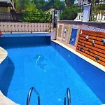 Hotel Santo