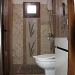 Santo فندق اكياكا