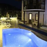 Santo اكياكا