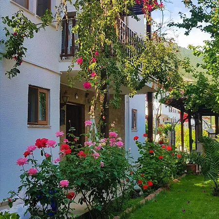 Santo Akyaka Hotel Ula